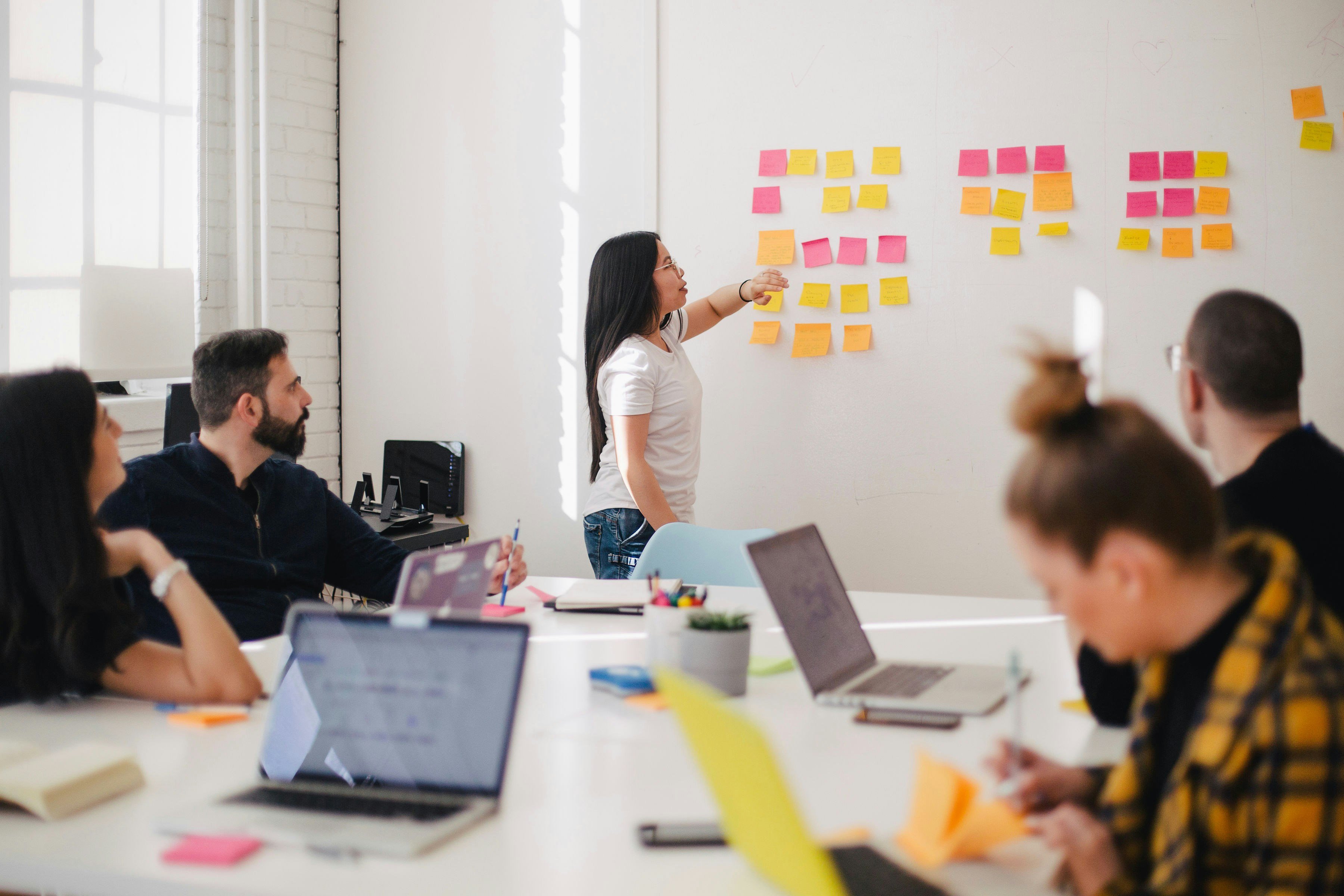 HubSpot Consultant Pricing: What It Really Costs to Hire Expert Help?